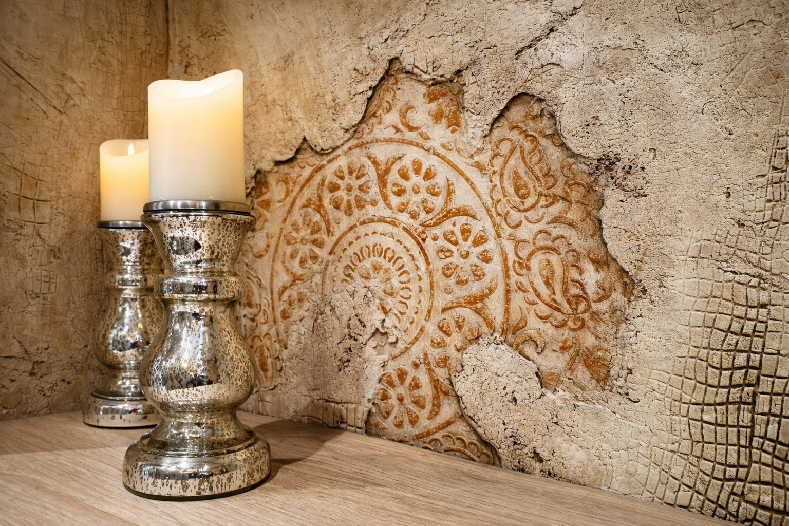 Detalle de decoración artesanal 6.