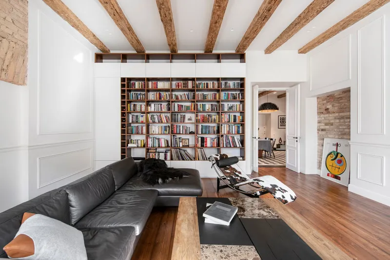 Detalle de decoración artesanal 6.